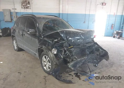 2015 Volkswagen Tiguan S z USA, uszkodzony, nr VIN WVGAV7AX5FW614957